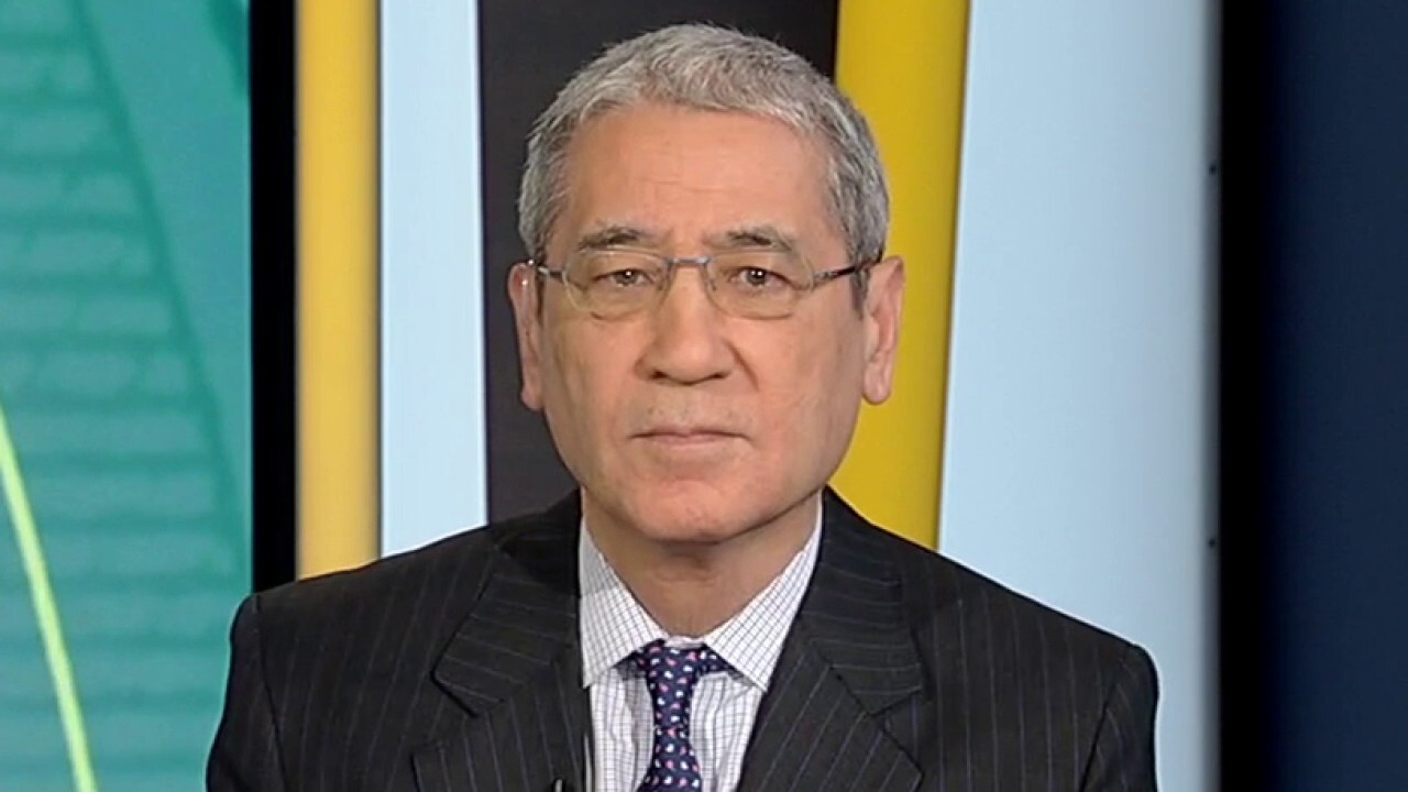 How much is Gordon Chang’s net worth
