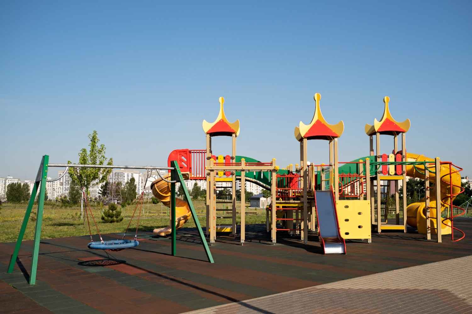 Kingswingplay Styles Residential vs. Commercial